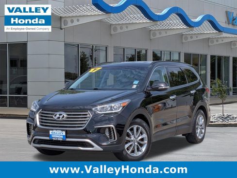 Used 2017 Hyundai Santa Fe Limited AWD/4WD image 1