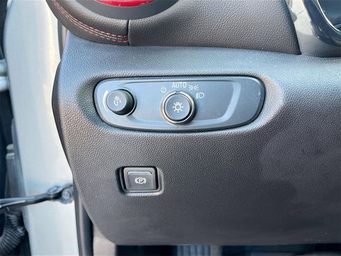 Used 2024 Chevrolet Blazer RS w/ Enhanced Convenience Package image 10