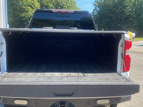 Used 2020 Chevrolet Silverado 2500 LTZ w/ LTZ Premium Package AWD/4WD image 19