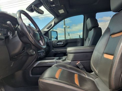 Used 2021 GMC Sierra 2500 AT4 w/ AT4 Premium Plus Package image 16