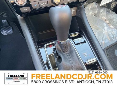 New 2026 Jeep Compass Latitude AWD/4WD image 31