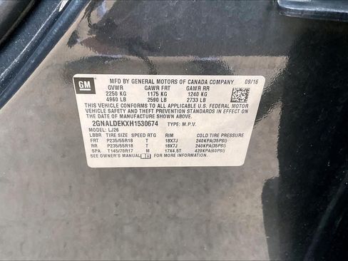 Used 2017 Chevrolet Equinox Premier w/ Enhanced Convenience Package FWD image 34