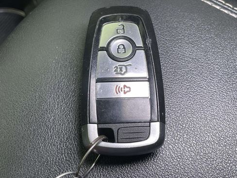 Used 2021 Ford Edge ST AWD/4WD image 36