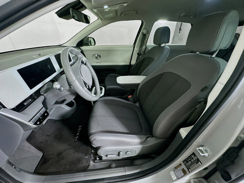 Used 2024 Hyundai Ioniq 5 SEL image 13