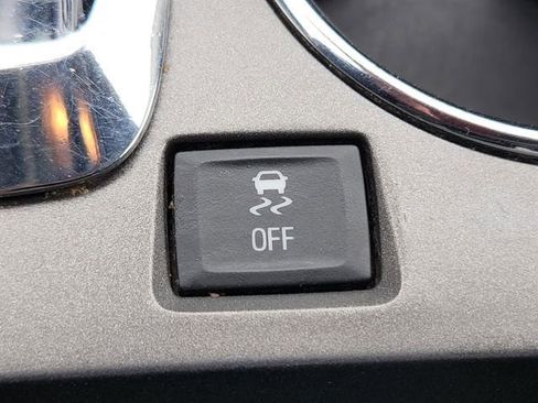 Used 2011 Chevrolet Equinox LT w/ Driver Convenience Package image 22