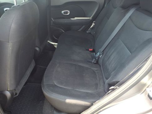 Used 2016 Kia Soul w/ Convenience Package FWD image 7