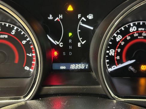 Used 2012 Toyota Highlander Limited image 31