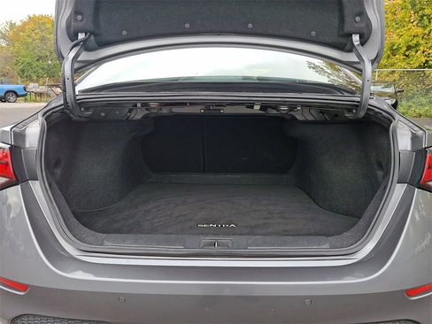 Used 2024 Nissan Sentra SV image 29