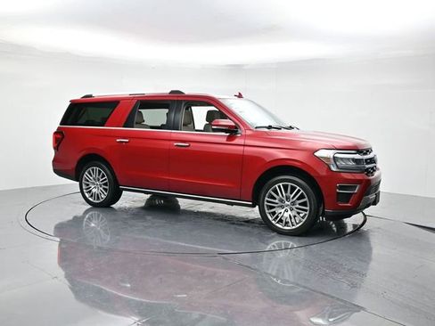 Certified 2022 Ford Expedition Max Limited image 3