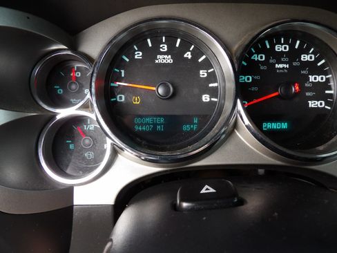 Used 2013 GMC Sierra 1500 SLE w/ Power Tech Package image 15