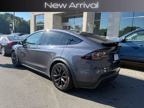 Used 2022 Tesla Model X Plaid AWD/4WD image 2