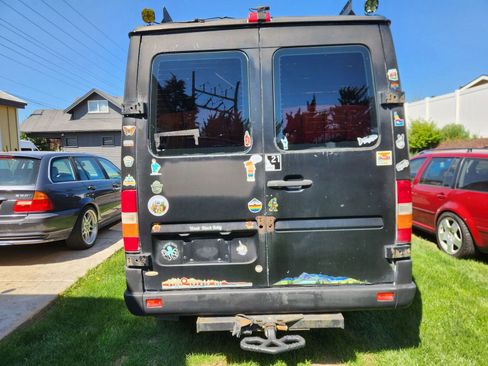 Used 2006 Dodge Sprinter 2500 w/ PWR Convenience Group RWD image 56