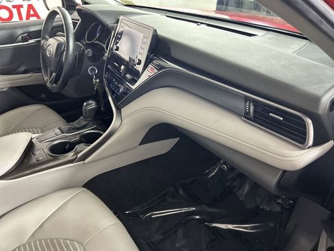 Used 2022 Toyota Camry SE image 26