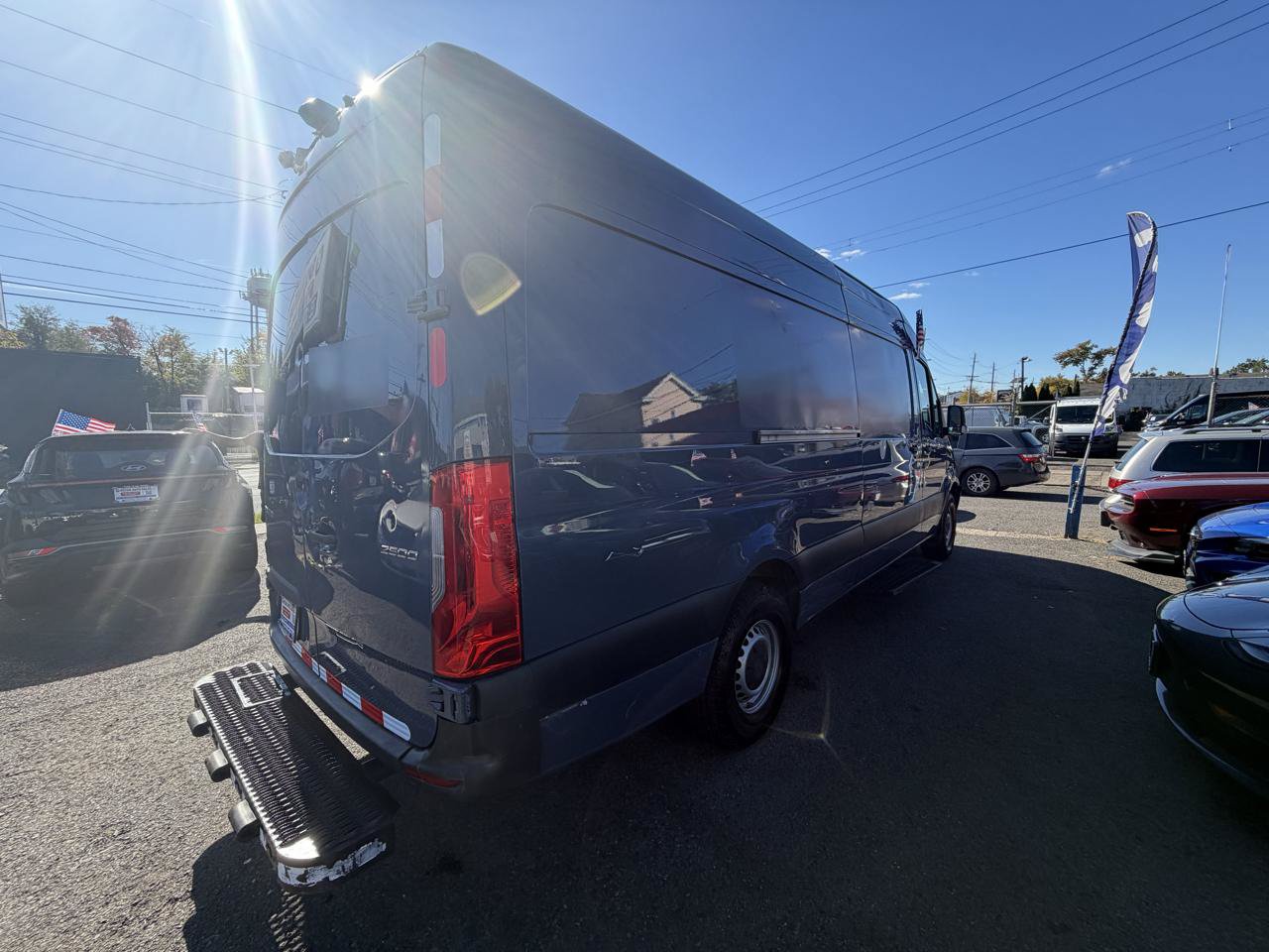 Used 2021 Mercedes-Benz Sprinter 2500 image 10