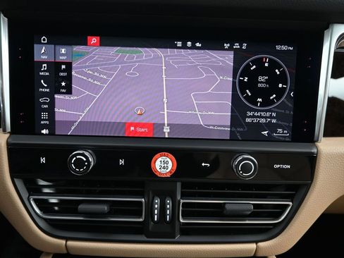 New 2026 Porsche Macan S image 19