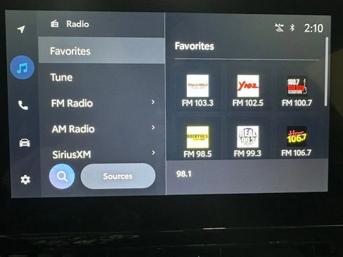 Used 2025 Toyota Corolla SE image 27