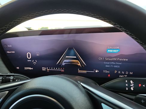 Used 2025 Buick Envision Preferred image 16