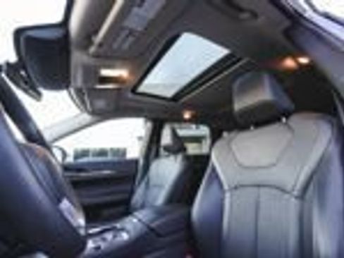 Used 2025 INFINITI QX60 Pure w/ Cargo Package image 5