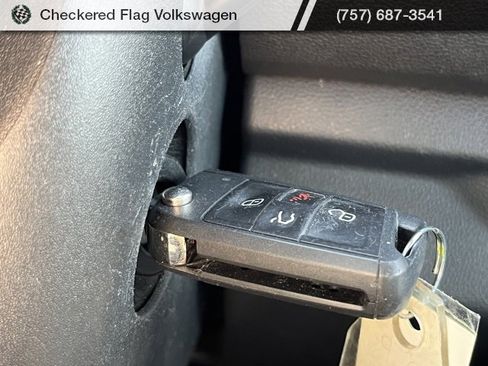 Used 2024 Volkswagen Jetta S image 34