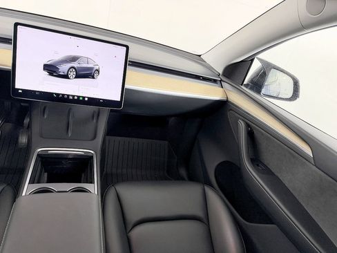 Used 2023 Tesla Model Y Long Range AWD/4WD image 52
