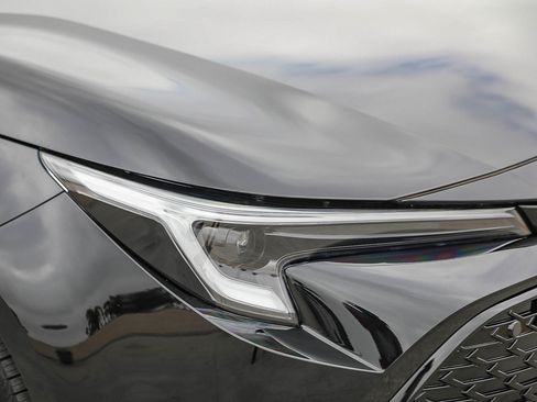 Used 2026 Toyota Corolla SE FWD image 8