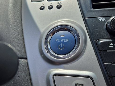 Used 2012 Toyota Prius V Five FWD image 25