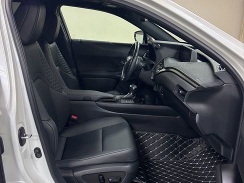 Used 2022 Lexus UX 200 w/ Premium Package FWD image 26