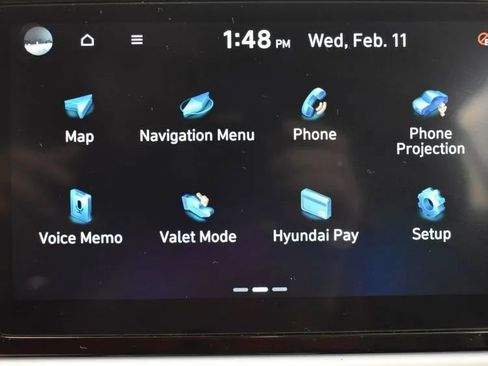 Used 2025 Hyundai Venue Limited image 32