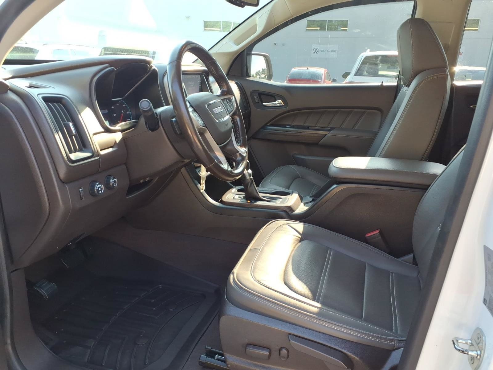 Used 2022 GMC Canyon Denali AWD/4WD image 12