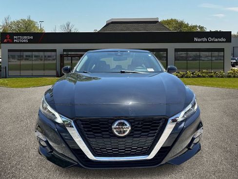 Used 2020 Nissan Altima 2.0 Platinum FWD image 8