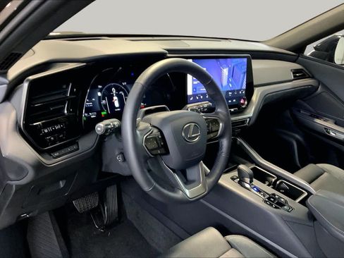 Used 2025 Lexus TX 550h AWD Plug-In Hybrid image 17