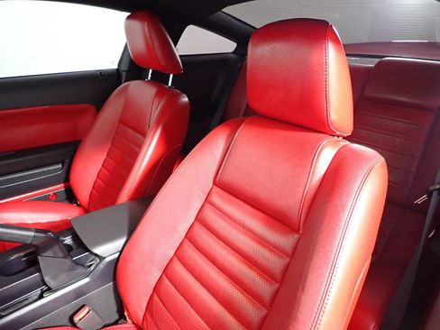 Used 2006 Ford Mustang GT Premium RWD image 20