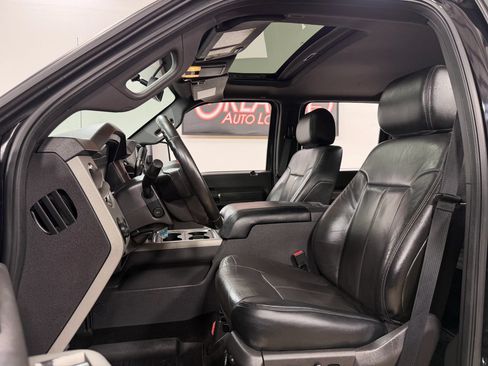 Used 2014 Ford F250 Lariat w/ Lariat Ultimate Package AWD/4WD image 13