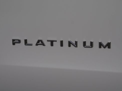 Certified 2025 Ford Expedition Max Platinum image 18