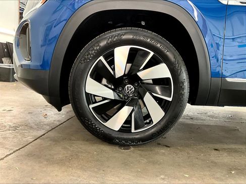 New 2026 Volkswagen Atlas Cross Sport SEL image 14