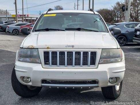 Used 2004 Jeep Grand Cherokee Laredo w/ Tan Your Hide Group image 3