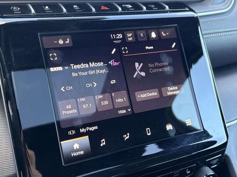 New 2025 Jeep Grand Cherokee Altitude image 30