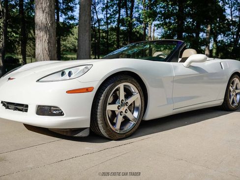 Used 2005 Chevrolet Corvette Convertible w/ Preferred Equipment Group RWD image 14