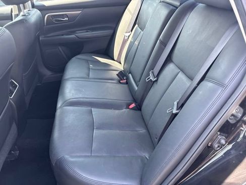 Used 2015 Nissan Altima 2.5 SL w/ Technology Package FWD image 13