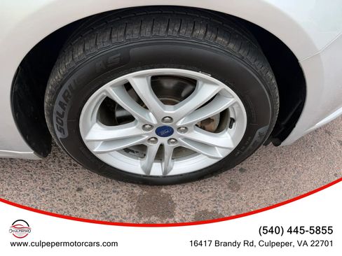 Used 2018 Ford Fusion SE FWD image 26