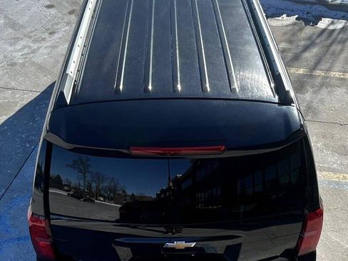 Used 2017 Chevrolet Suburban Premier image 13