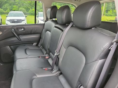 Used 2024 Nissan Armada SV AWD/4WD image 24
