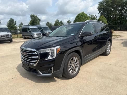 Used 2022 GMC Terrain SLT FWD image 8