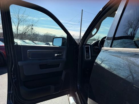 Used 2017 RAM 1500 Big Horn image 10