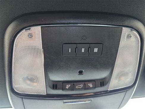 Used 2023 Dodge Durango GT image 28