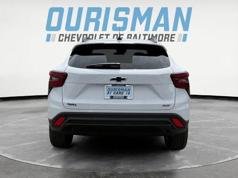 New 2026 Chevrolet Trax RS w/ Driver Confidence Package FWD image 5