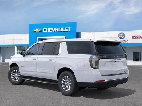 New 2026 Chevrolet Suburban LT AWD/4WD image 3