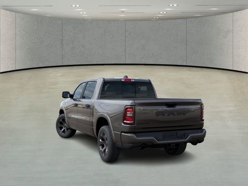 New 2026 RAM 1500 Big Horn AWD/4WD image 3