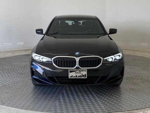 Used 2025 BMW 330i xDrive Sedan w/ Convenience Package image 6