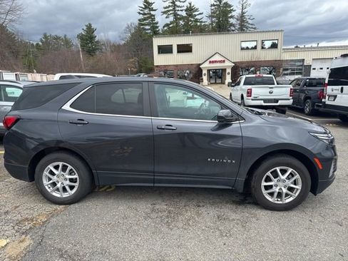 Used 2022 Chevrolet Equinox LT AWD/4WD image 2